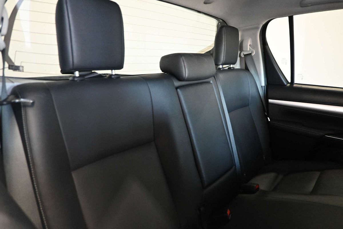 2022 Toyota Hilux SR5 GUN126R 4X4