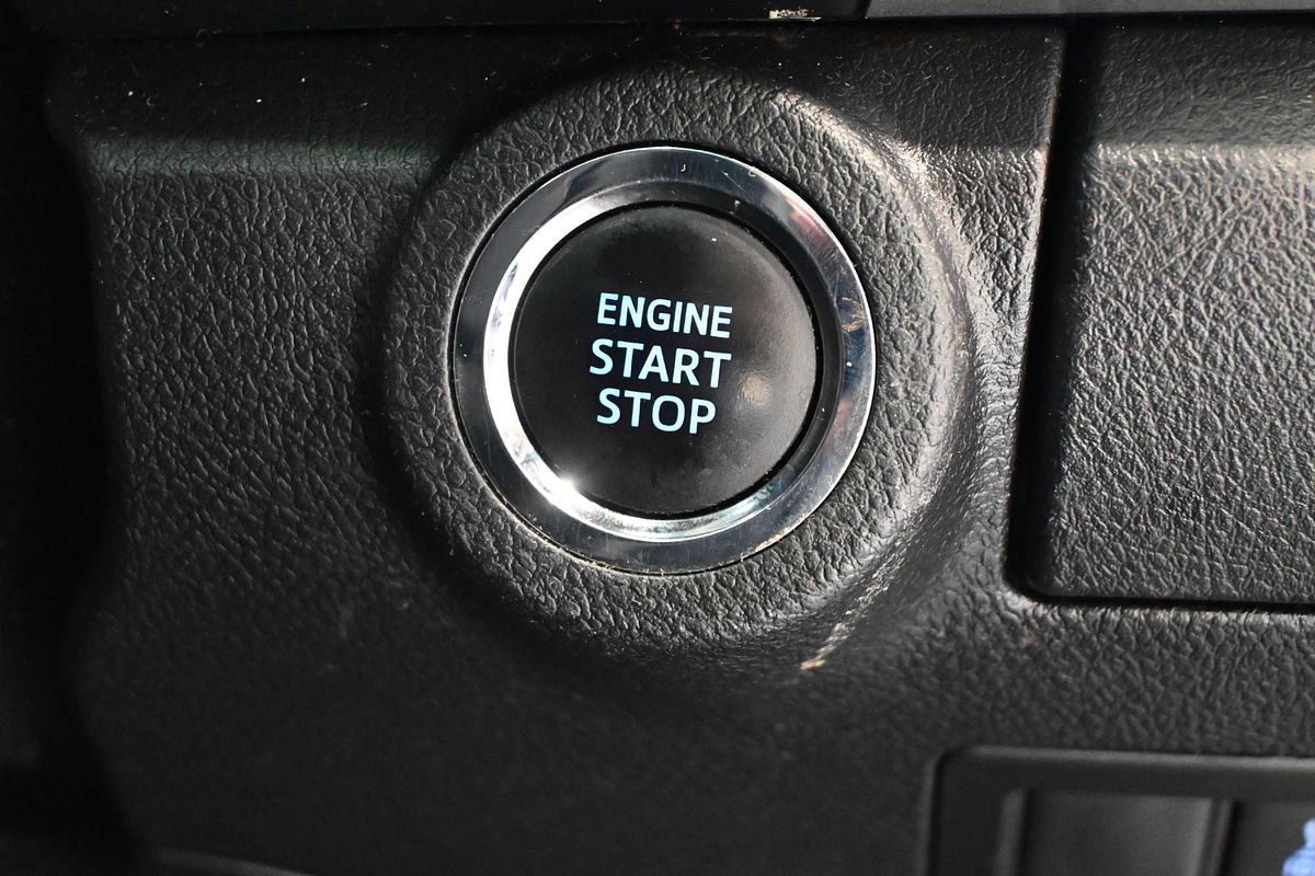 2022 Toyota Hilux SR5 GUN126R 4X4