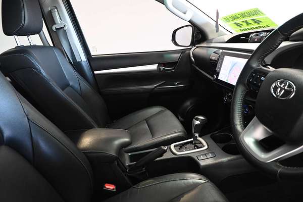 2022 Toyota Hilux SR5 GUN126R 4X4