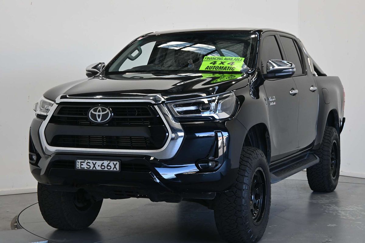 2022 Toyota Hilux SR5 GUN126R 4X4