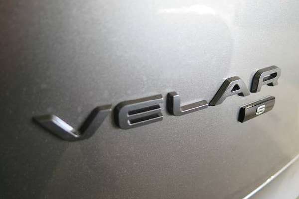 2021 Land Rover Range Rover Velar P250 R-Dynamic S L560