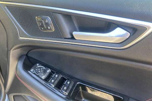 2019 Ford Endura ST-Line CA