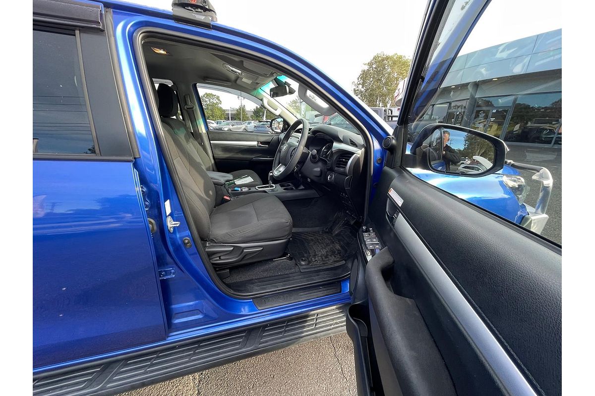 2022 Toyota Hilux SR5 GUN126R 4X4