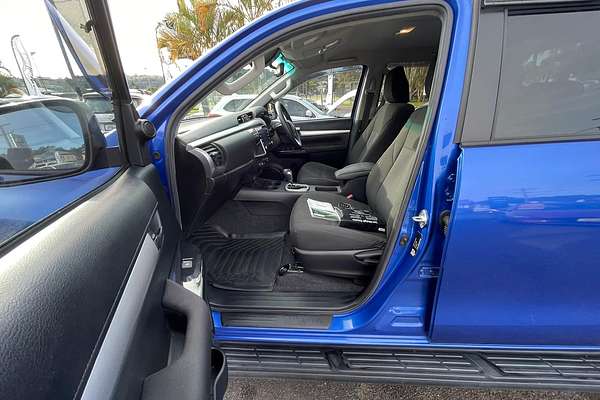 2022 Toyota Hilux SR5 GUN126R 4X4