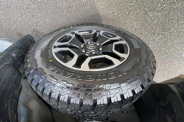 2022 Toyota Hilux SR5 GUN126R 4X4