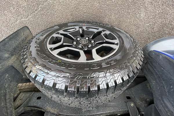 2022 Toyota Hilux SR5 GUN126R 4X4