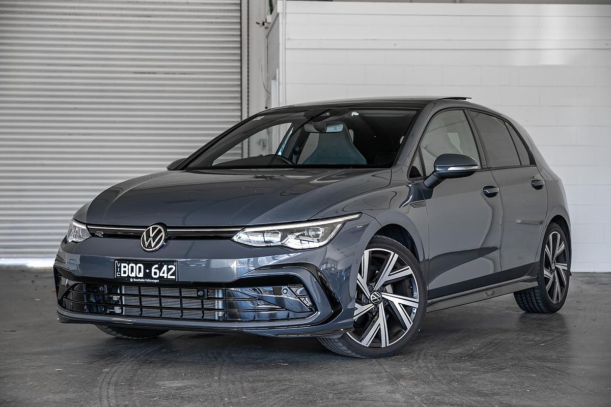 2021 Volkswagen Golf 110TSI R-Line 8