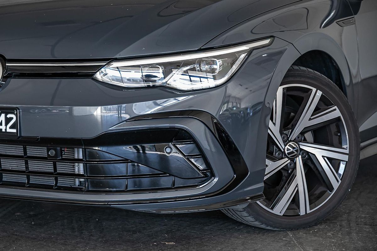 2021 Volkswagen Golf 110TSI R-Line 8