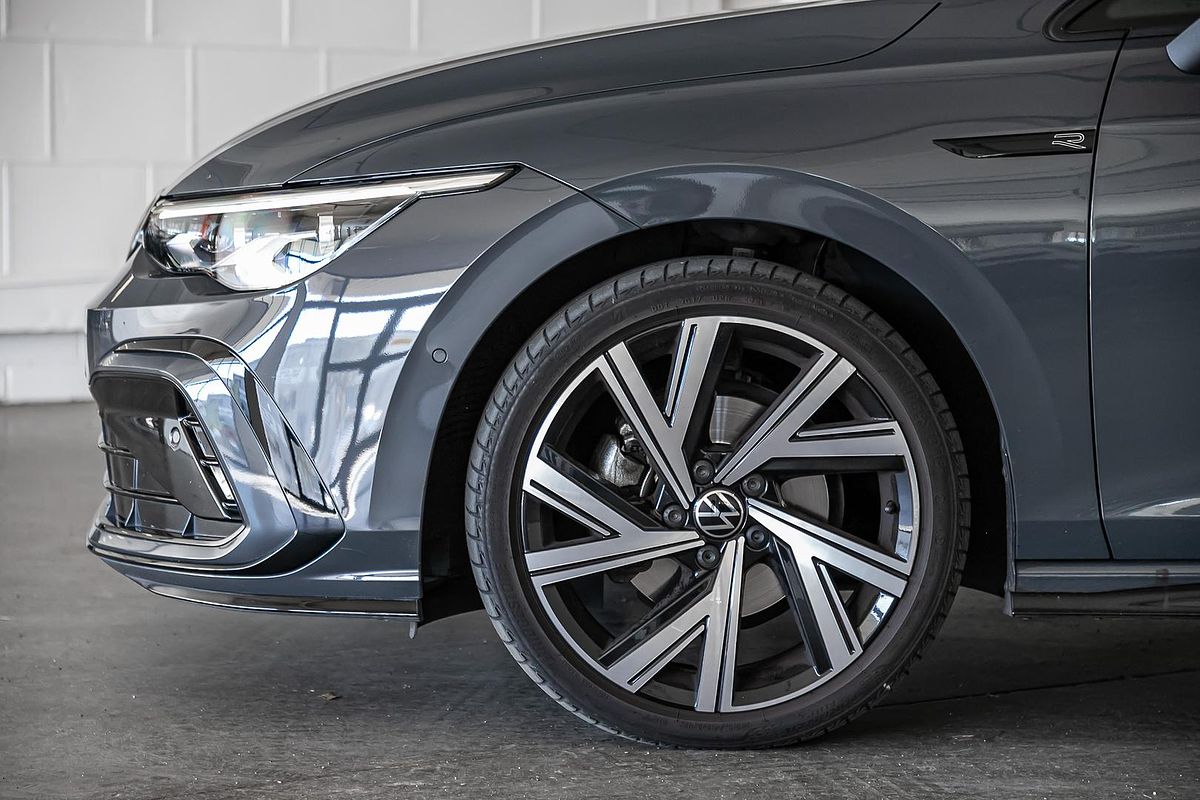 2021 Volkswagen Golf 110TSI R-Line 8