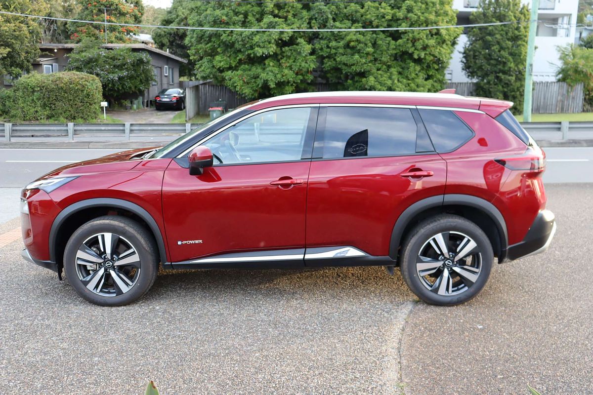 2024 Nissan X-TRAIL Ti e-POWER T33