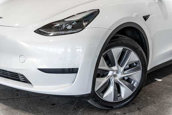 2023 Tesla Model Y Rear-Wheel Drive
