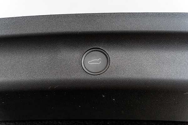 2023 Tesla Model Y Rear-Wheel Drive