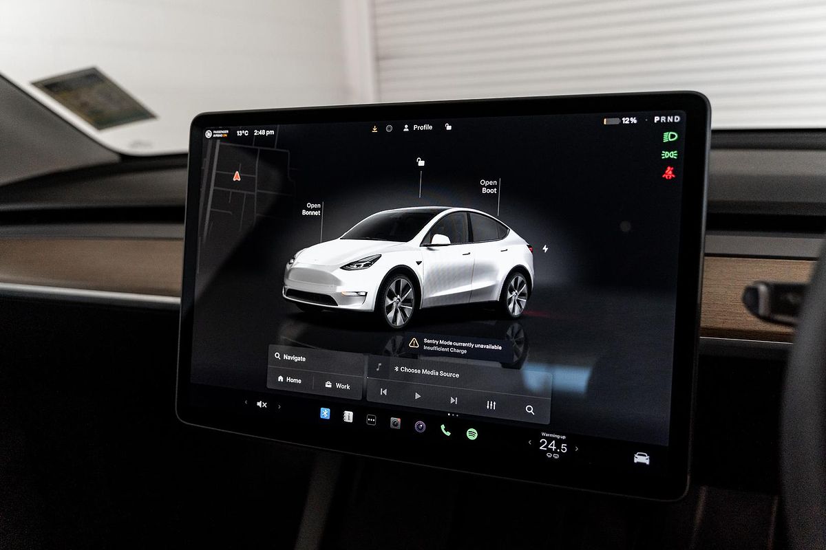 2023 Tesla Model Y Rear-Wheel Drive