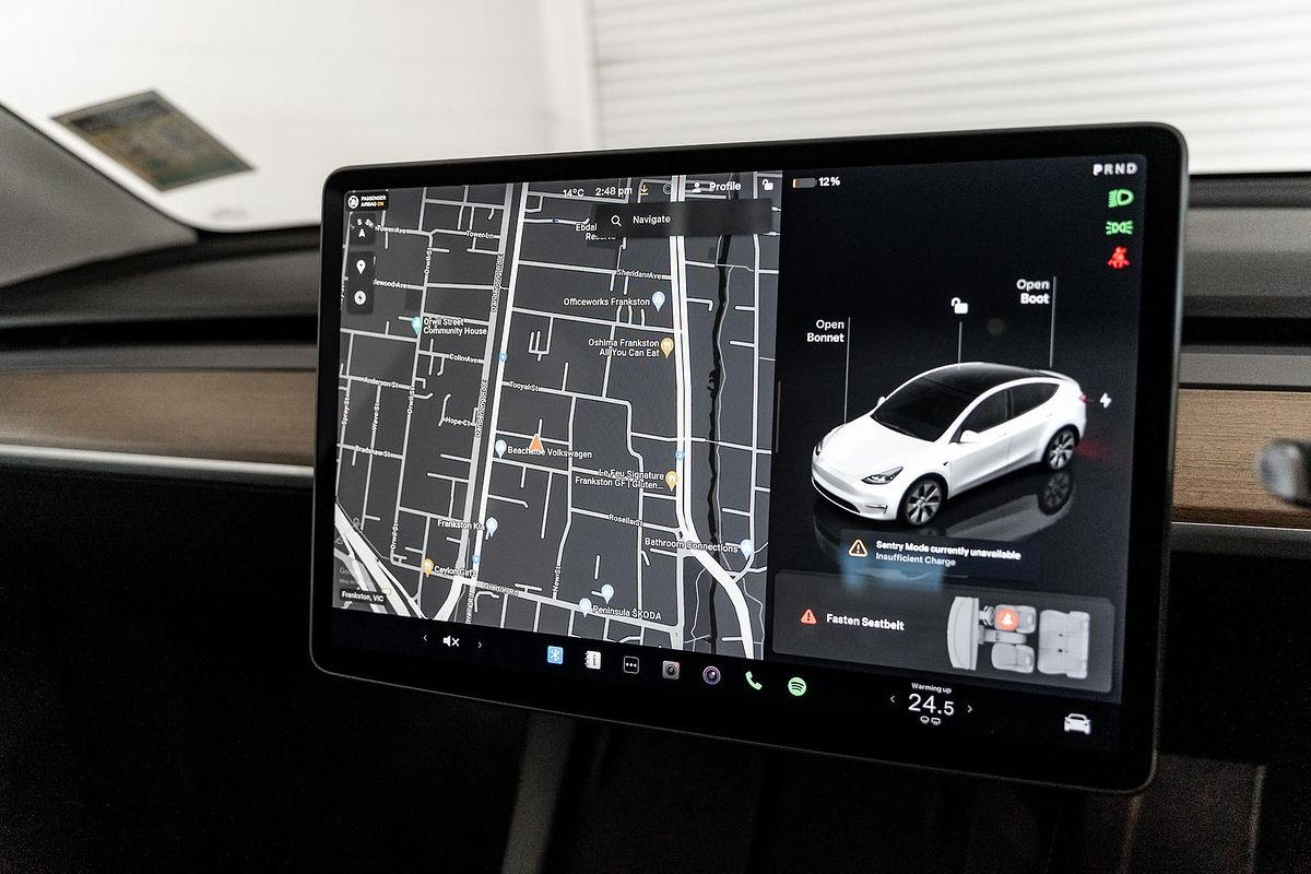 2023 Tesla Model Y Rear-Wheel Drive