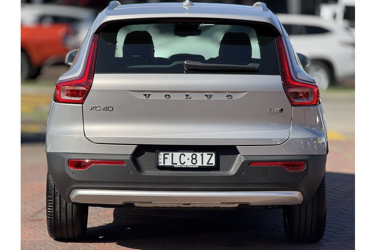 2023 Volvo XC40 Ultimate B4 Bright