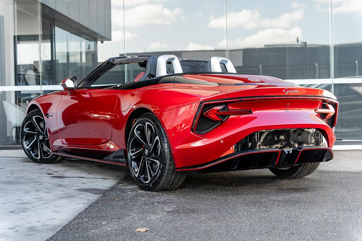 2024 MG Cyberster EC32