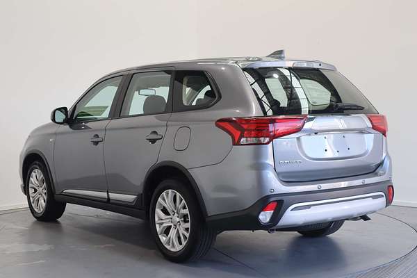 2021 Mitsubishi Outlander ES ZM
