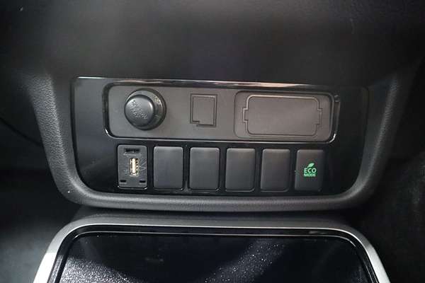 2021 Mitsubishi Outlander ES ZM