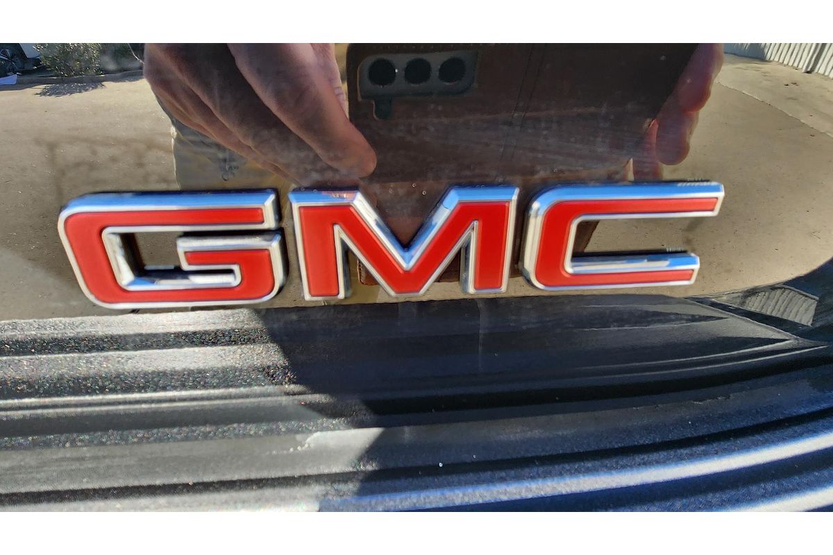 2025 GMC Yukon Denali T1