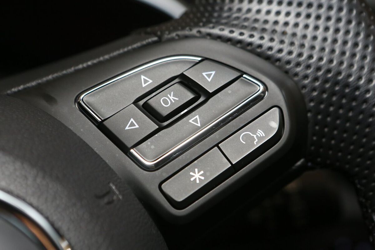 2024 MG ZS Excite AZS1