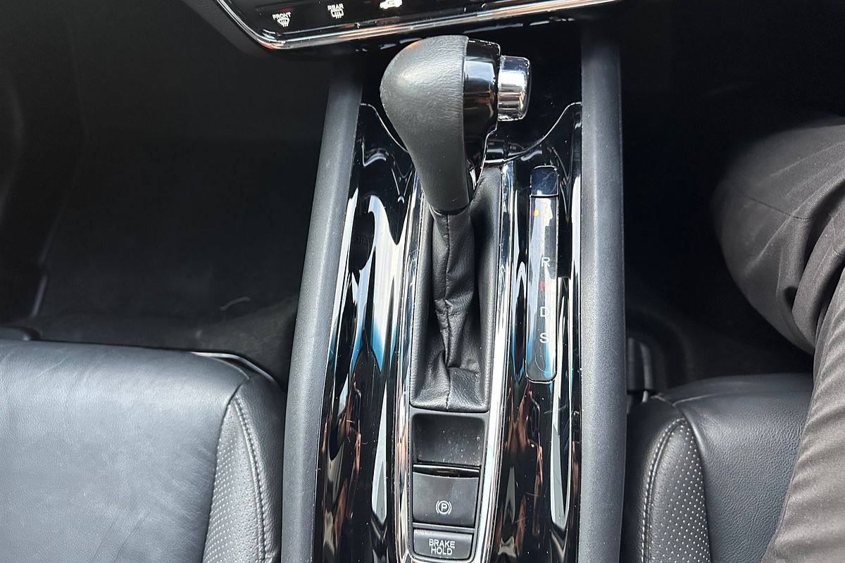 2016 Honda HR-V VTi-L