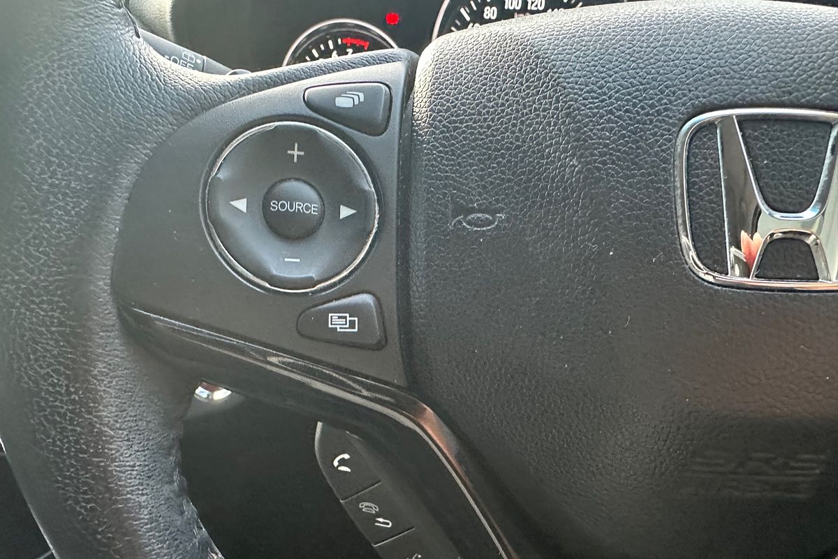 2016 Honda HR-V VTi-L
