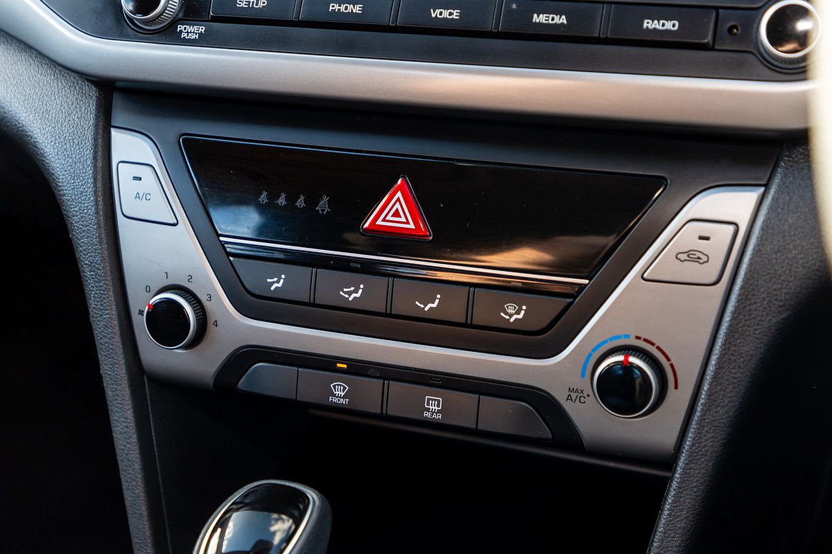 2017 Hyundai Elantra Active AD