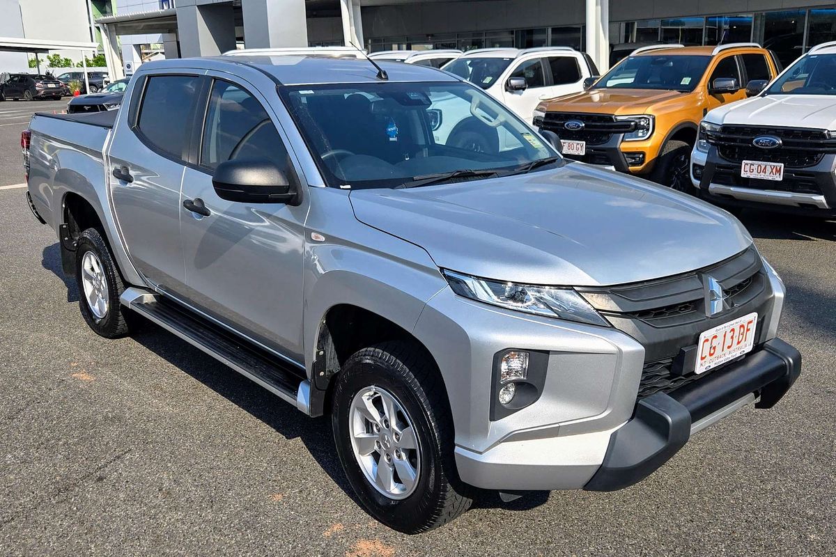 2022 Mitsubishi Triton GLX+ MR 4X4