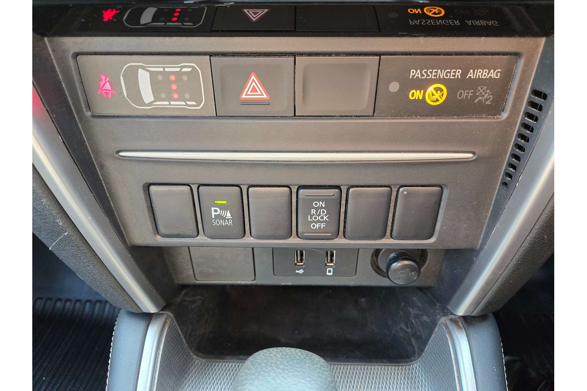 2022 Mitsubishi Triton GLX+ MR 4X4