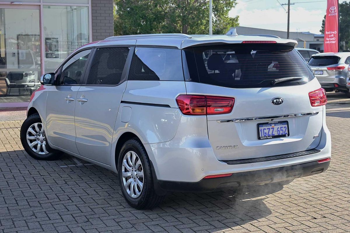 2018 Kia Carnival S YP