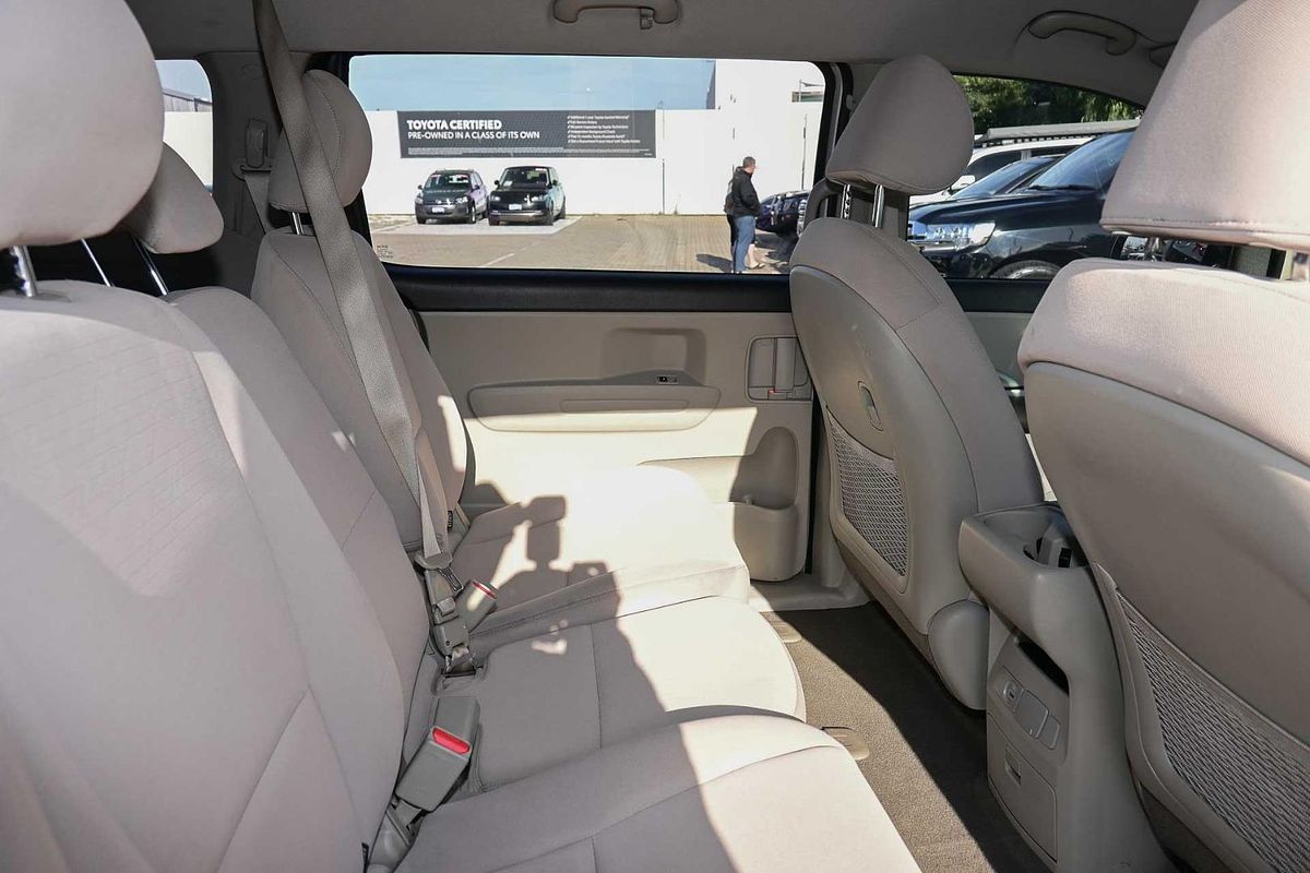 2018 Kia Carnival S YP