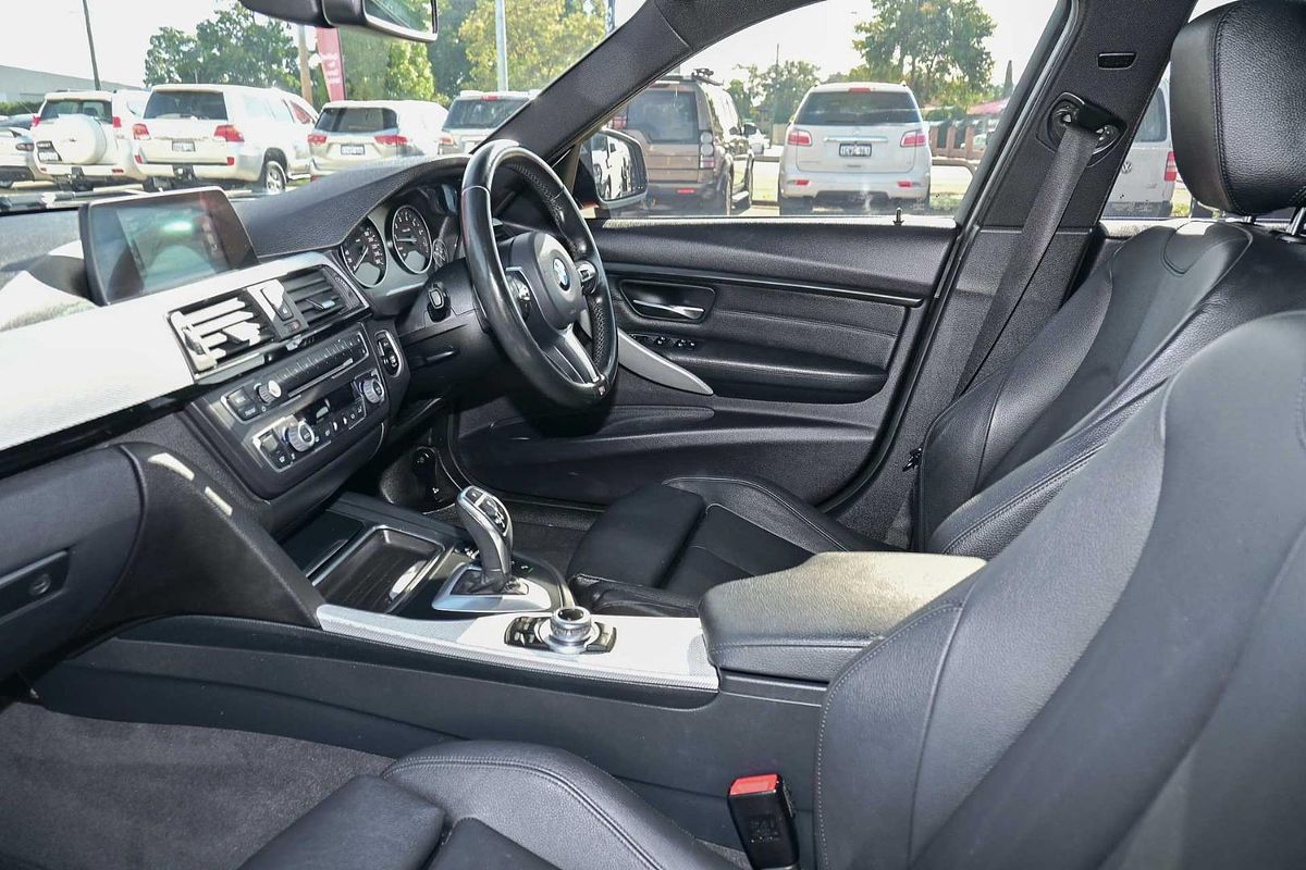 2015 BMW 3 Series 320i M Sport F30
