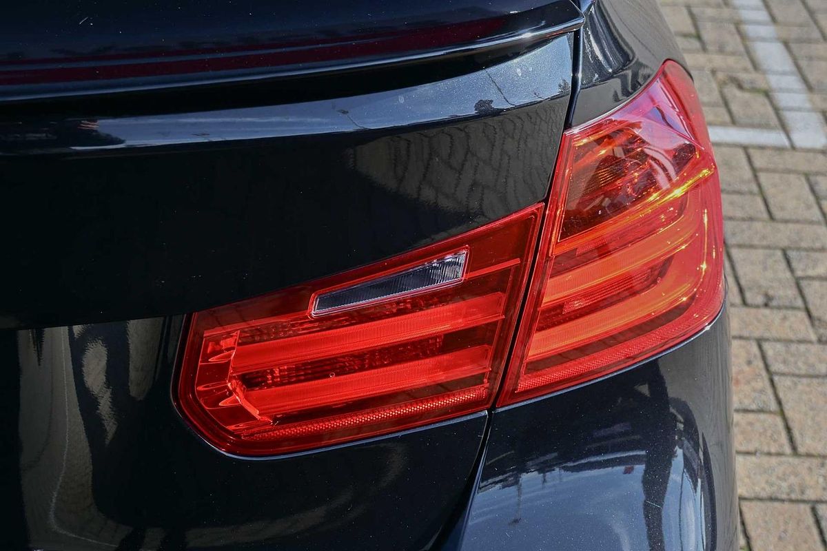 2015 BMW 3 Series 320i M Sport F30
