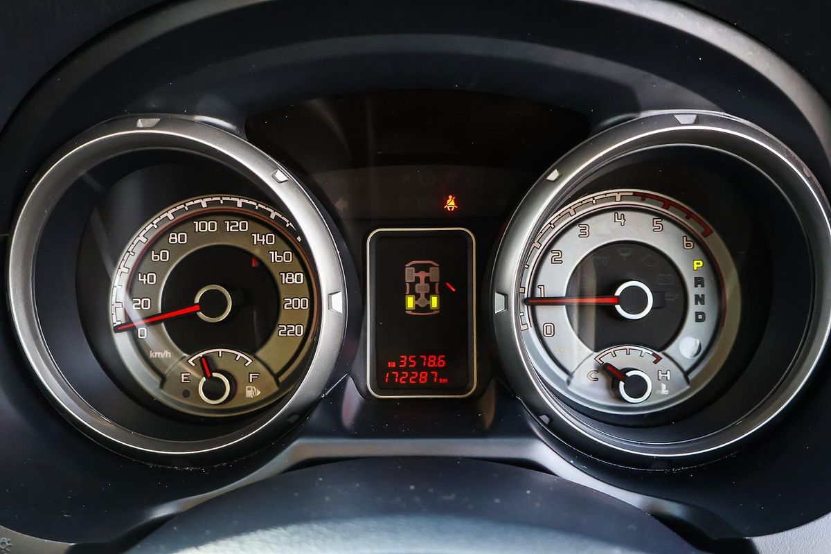2015 Mitsubishi Pajero GLX NX