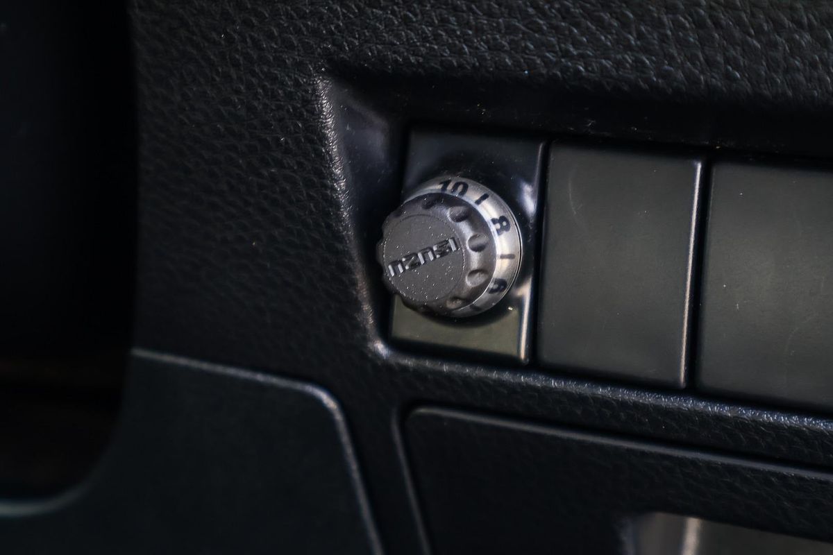 2021 Isuzu D-MAX X-TERRAIN 4X4