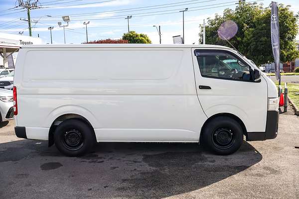 2018 Toyota Hiace KDH201R LWB