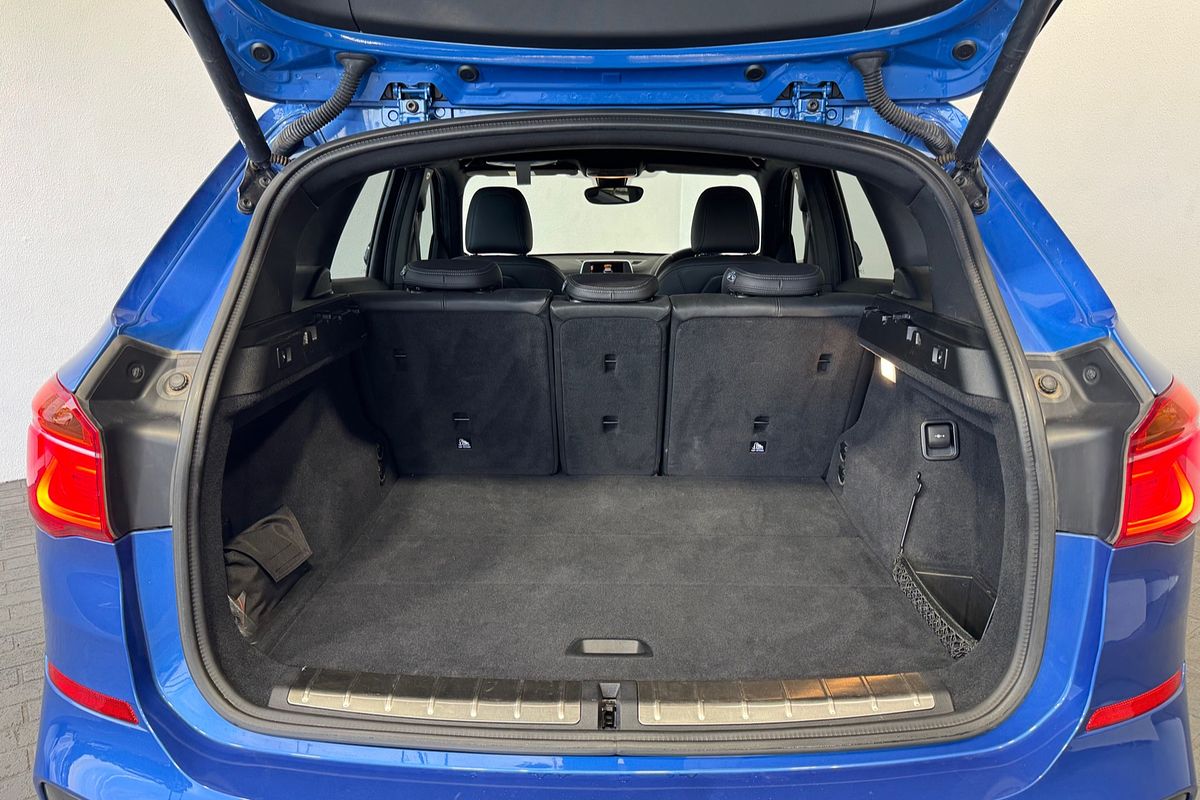 2016 BMW X1 xDrive20d F48