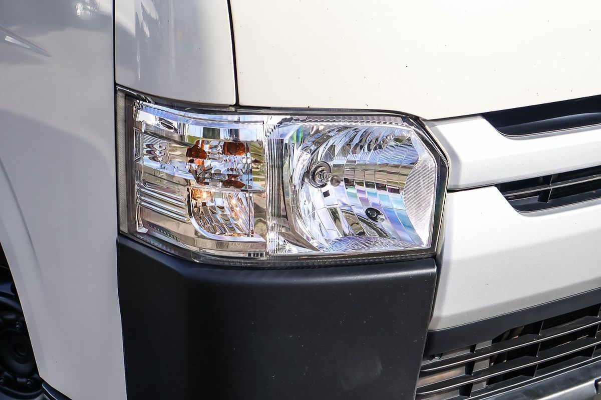 2018 Toyota Hiace KDH201R LWB