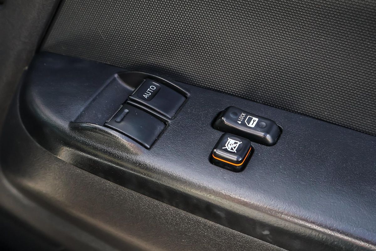 2018 Toyota Hiace KDH201R LWB