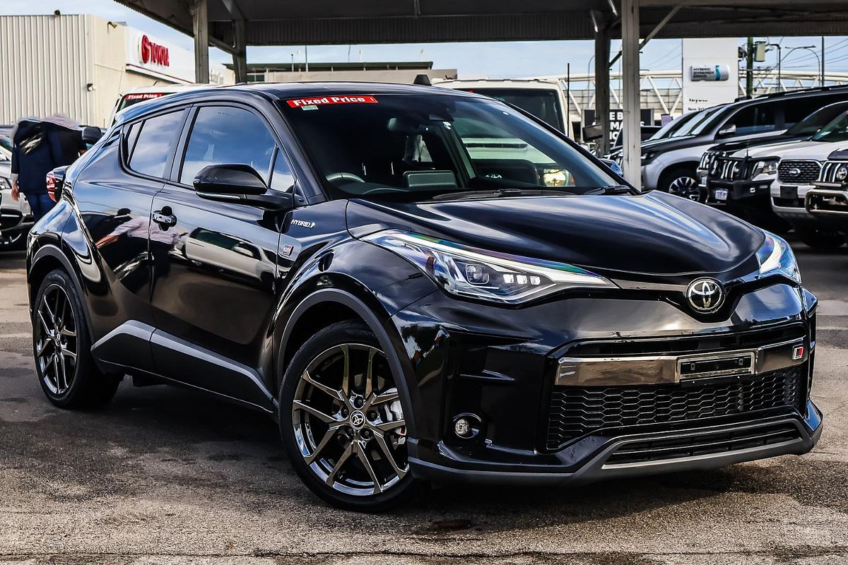 2022 Toyota C-HR GR Sport ZYX10R