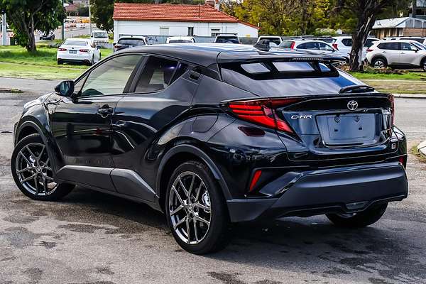 2022 Toyota C-HR GR Sport ZYX10R