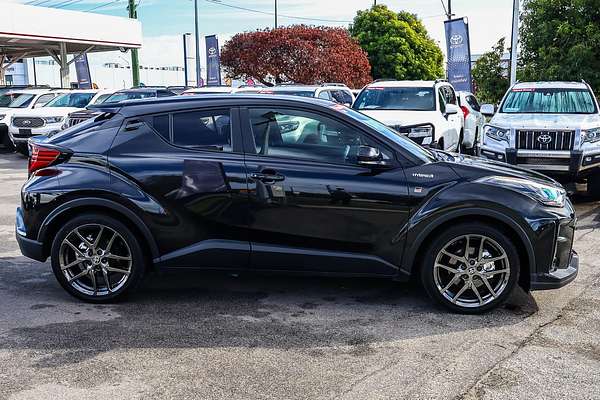 2022 Toyota C-HR GR Sport ZYX10R
