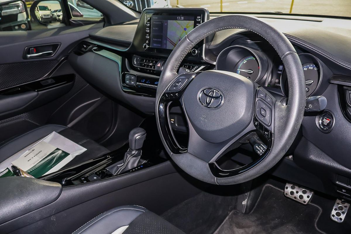 2022 Toyota C-HR GR Sport ZYX10R
