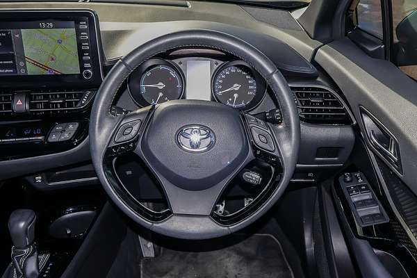 2022 Toyota C-HR GR Sport ZYX10R