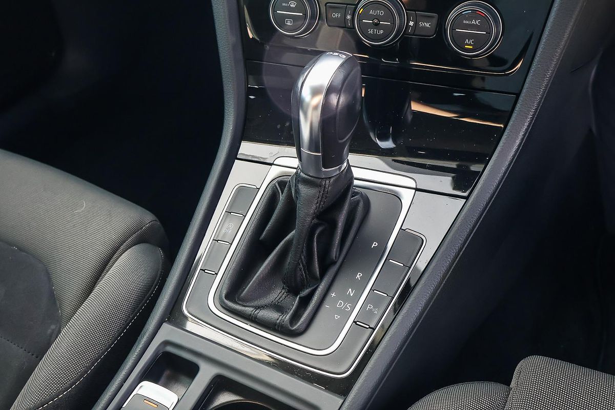 2013 Volkswagen Golf 110TDI Highline 7