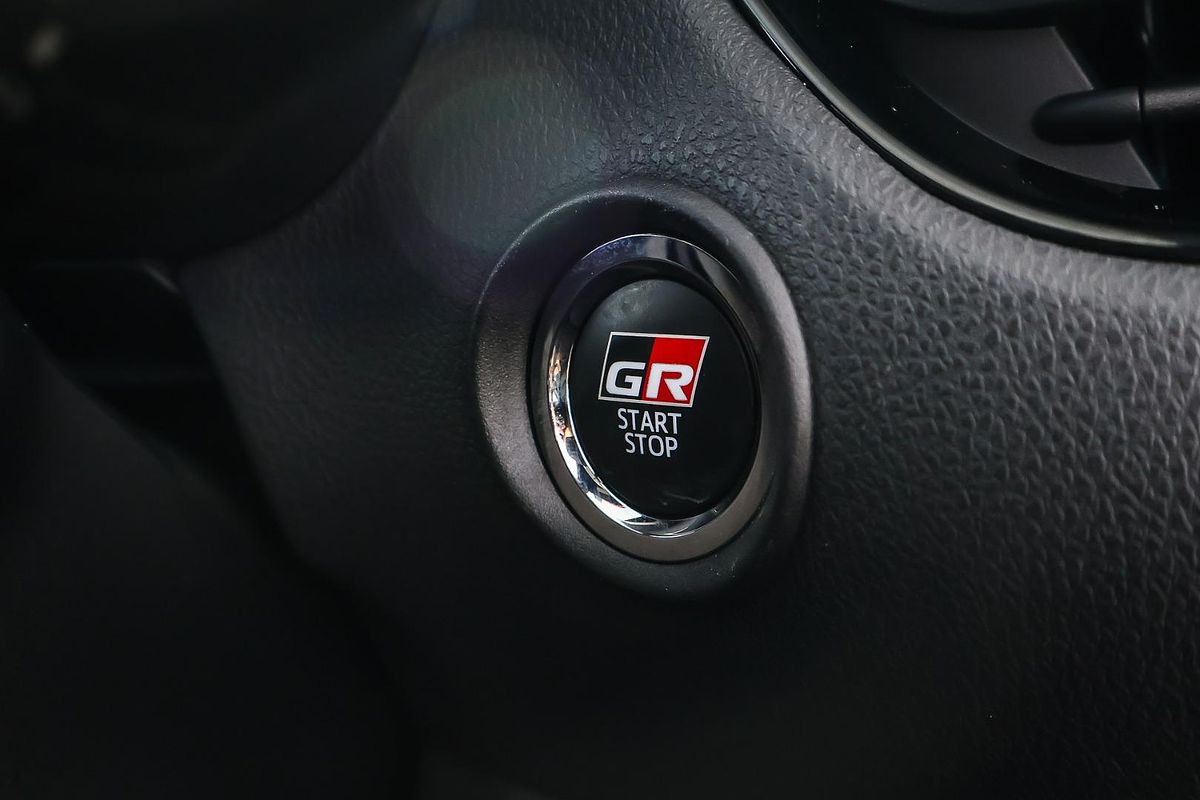 2022 Toyota C-HR GR Sport ZYX10R