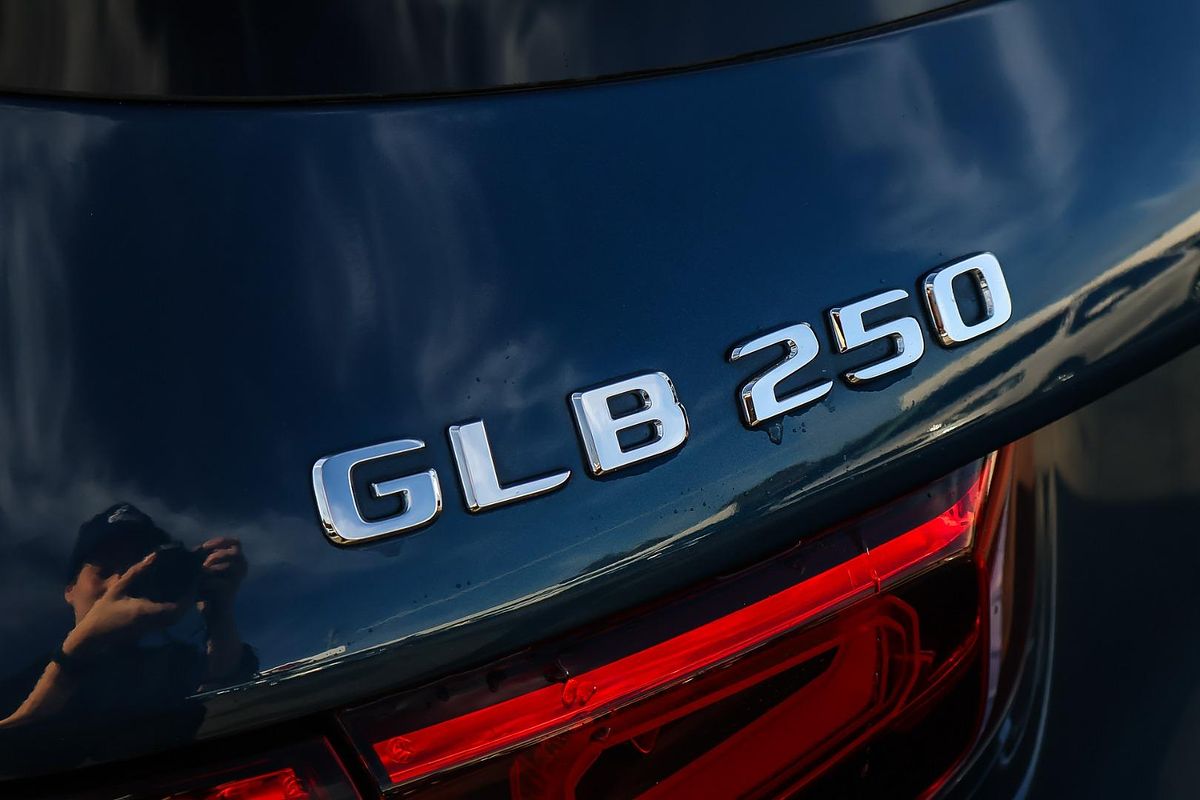 2021 Mercedes-Benz GLB-Class GLB250 X247