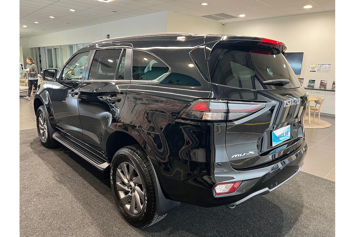 2024 Isuzu MU-X LS-U
