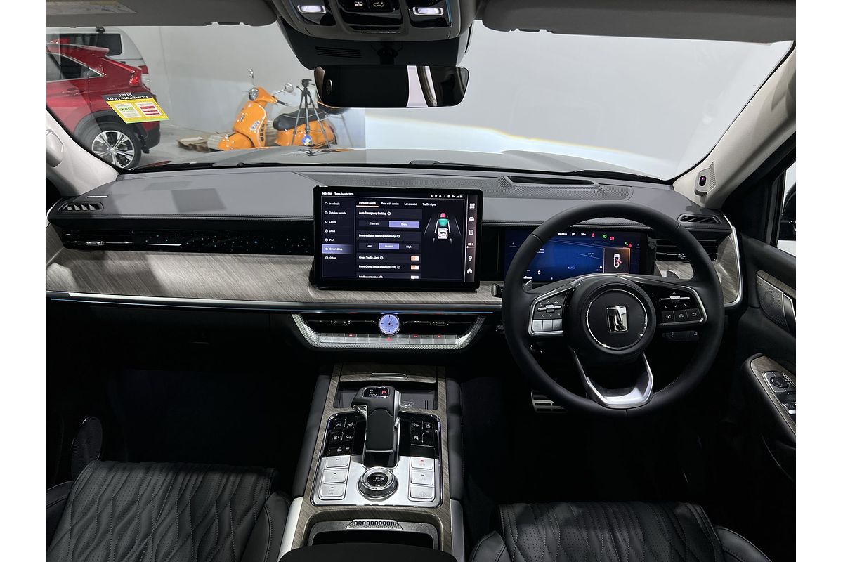 2025 GWM Tank 500 Ultra Hybrid P03