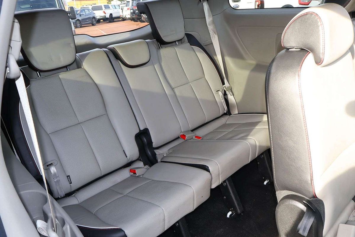 2020 Kia Carnival SLi YP